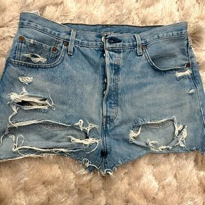 Levi’s 501 high waisted denim shorts